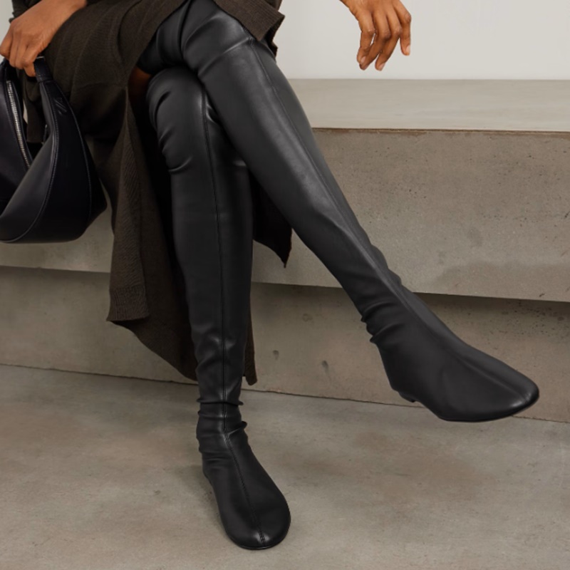 أحذية طويلة تصل إلى الفخذ من ا - مراجعة Boot Sock Slouchy وسعره
