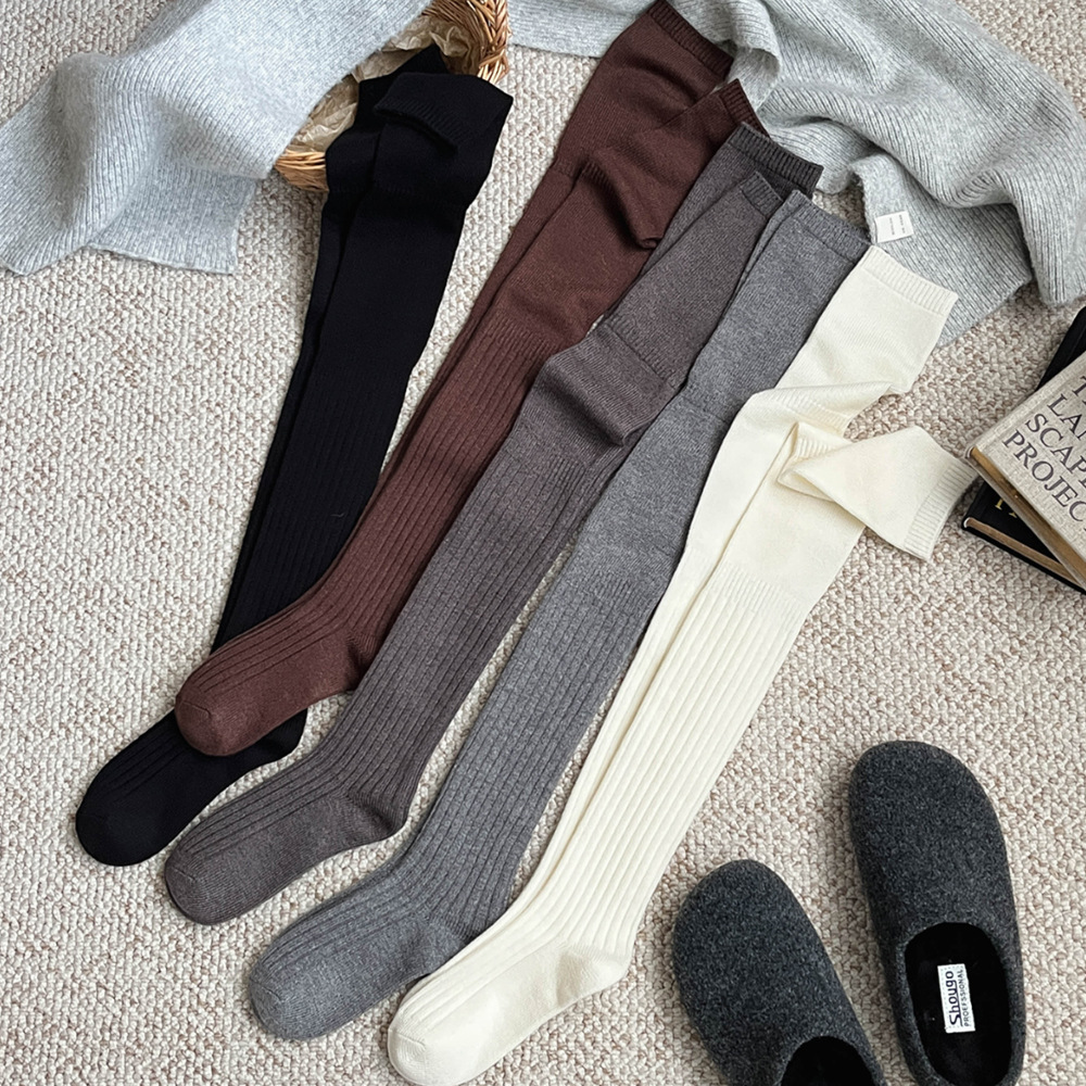 جوارب طويلة فوق الركبة للنساء  - مراجعة Boot Sock Slouchy وسعره
